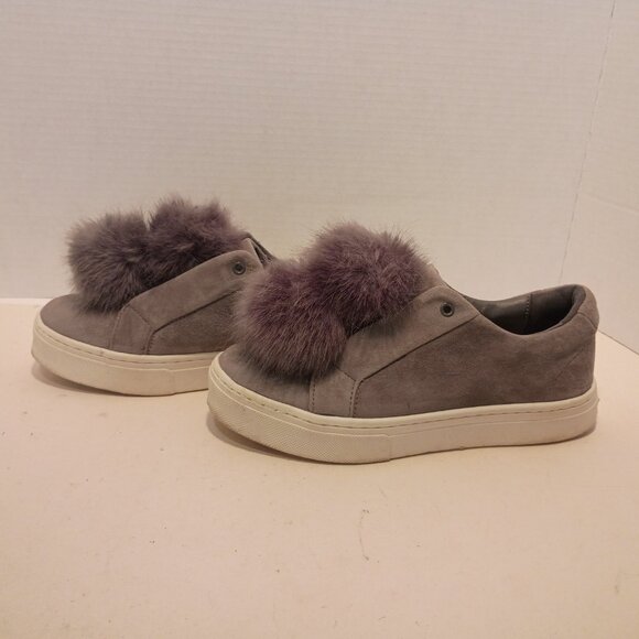 SAM EDELMAN Leya Sz 7.5US/37.5EU Gray Suede Faux Fur Pompoms Stringless Sneaker - Picture 5 of 12